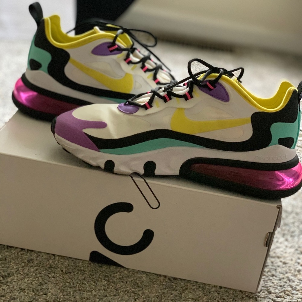 Nike Air Max 270 React